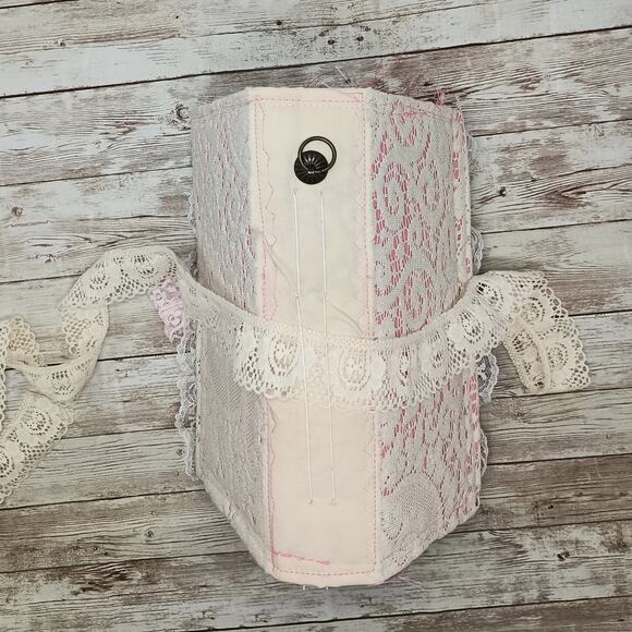 Pink Embellished Junk Journal: Flowers, Birds and Butterflies (Benevolent) - Picture 7 of 16